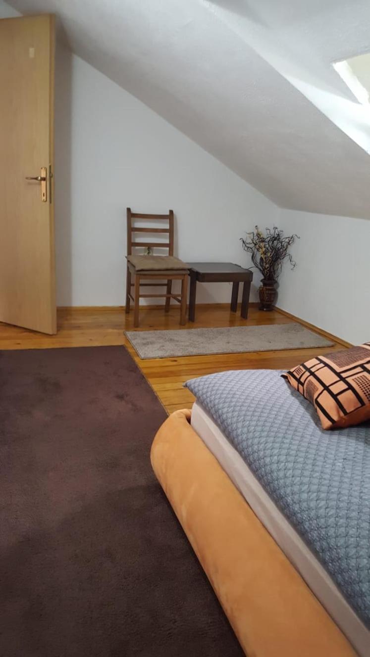 Apartman "Em" Bihać Exteriör bild