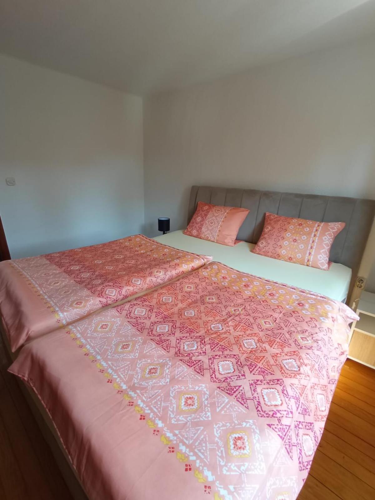 Apartman "Em" Bihać Exteriör bild